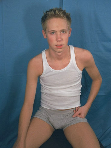 Young blondie Seth bfcollection seems to be shy at first or is it just a trick to seduce you?